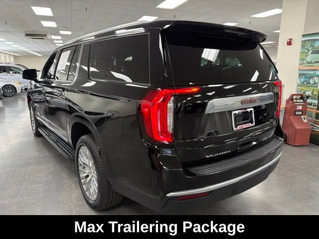 Used 2023 GMC Yukon XL Denali AWD/4WD image 5