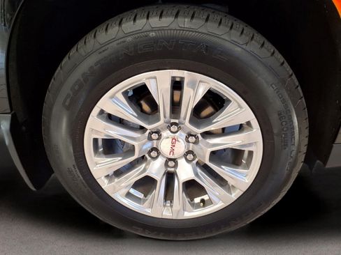 Used 2024 GMC Yukon Denali RWD image 8