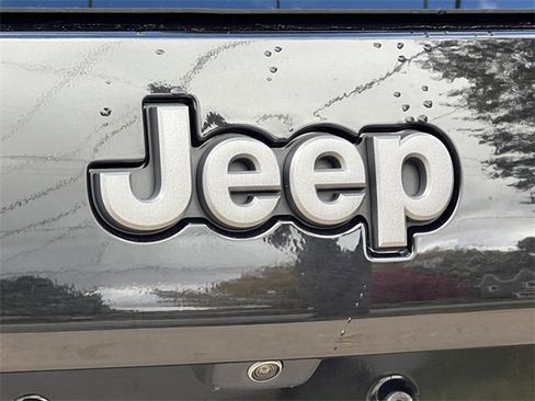 Used 2022 Jeep Cherokee Trailhawk image 47