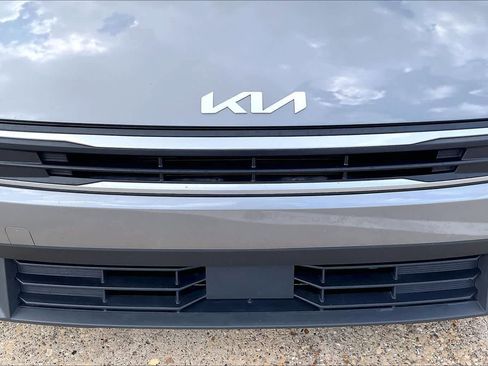 Used 2025 Kia K4 FWD image 30