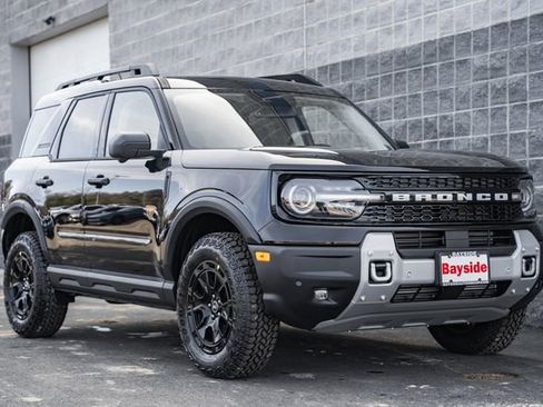 New 2026 Ford Bronco Sport Badlands w/ Sasquatch Badlands Package AWD/4WD image 2