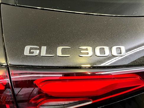 New 2026 Mercedes-Benz GLC 300 4MATIC image 6