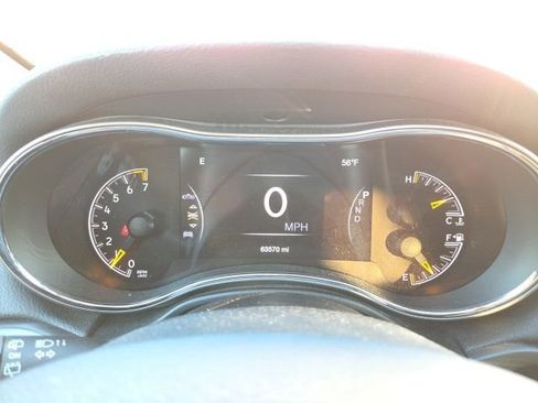 Used 2019 Jeep Grand Cherokee Limited image 14