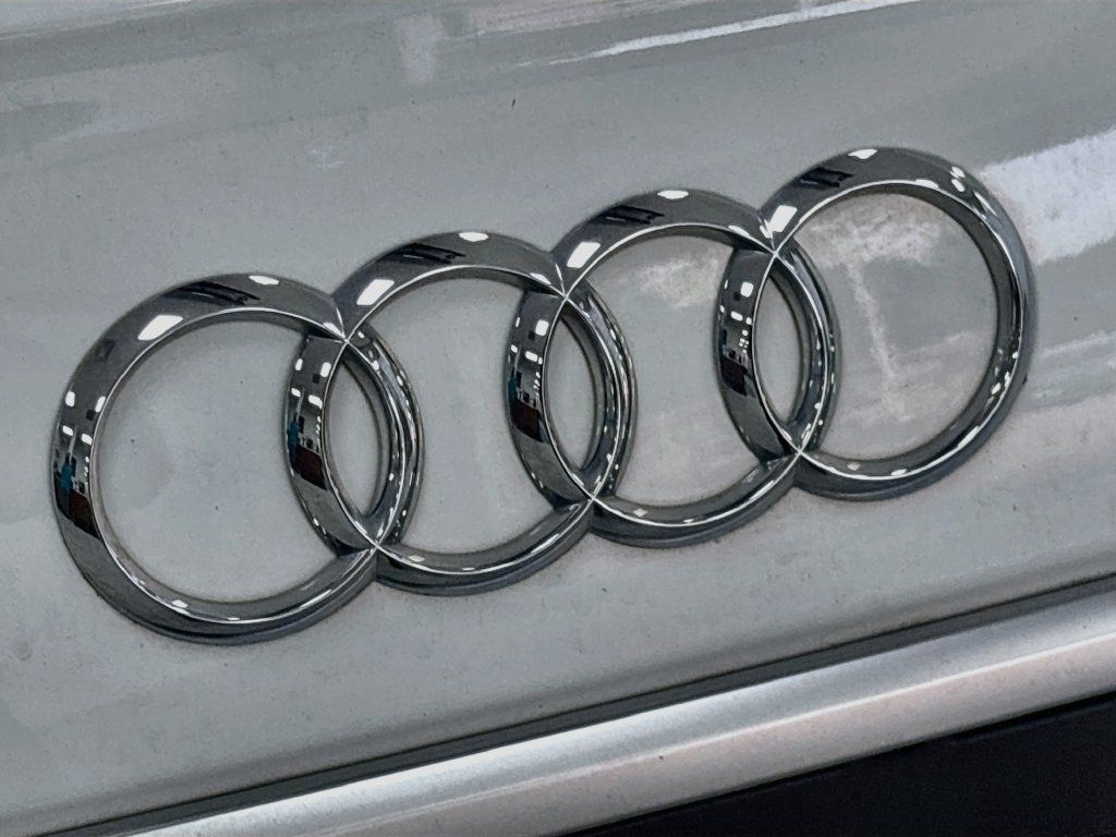 Used 2024 Audi Q5 2.0T Premium w/ Convenience Package AWD/4WD image 11