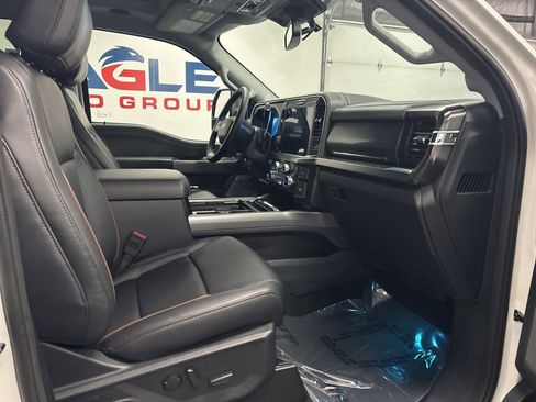 New 2026 Ford F250 Lariat w/ Black Appearance Package image 41