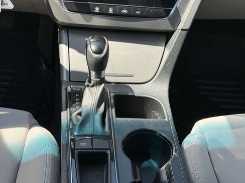 Used 2017 Hyundai Sonata SE FWD image 15