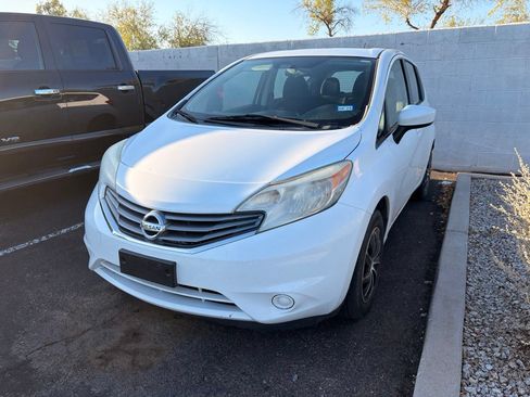 Used 2016 Nissan Versa Note SV FWD image 2