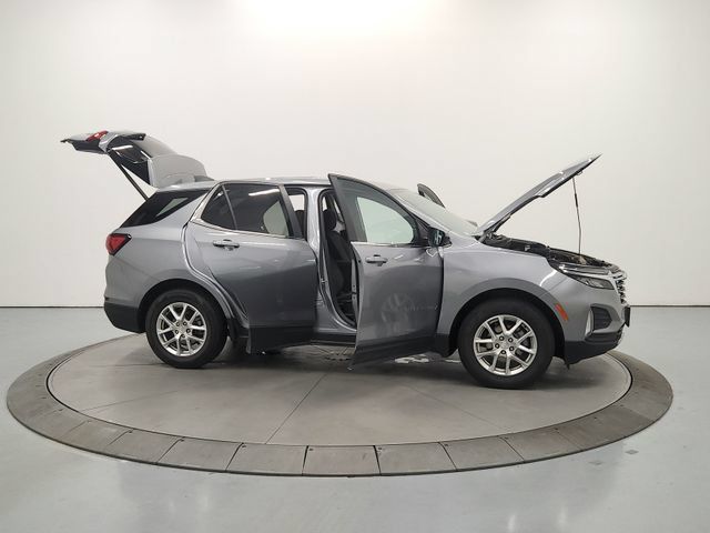 Used 2024 Chevrolet Equinox LT FWD image 17