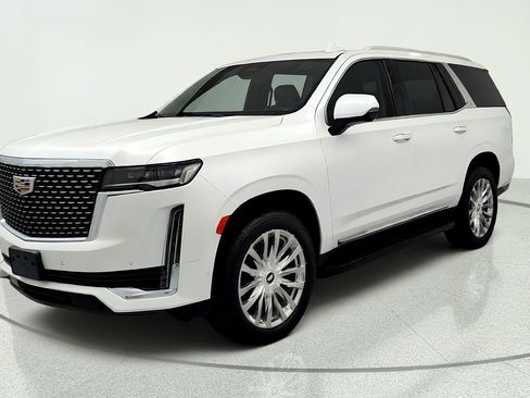 Certified 2022 Cadillac Escalade Premium Luxury AWD/4WD image 1