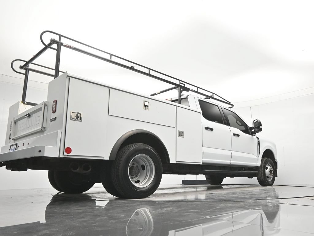 Used 2024 Ford F350 XLT AWD/4WD image 37