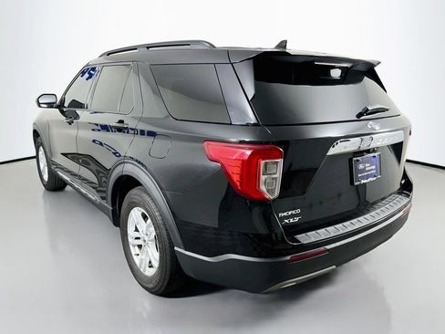Used 2020 Ford Explorer XLT w/ Equipment Group 202A AWD/4WD image 6