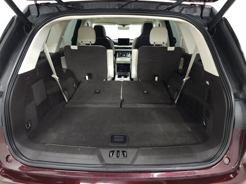 Used 2021 Lincoln Aviator Black Label AWD/4WD image 8