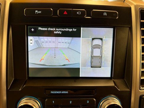 Used 2019 Ford F150 Platinum w/ Equipment Group 701A Luxury AWD/4WD image 19