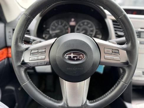 Used 2011 Subaru Legacy 2.5i Limited AWD/4WD image 10