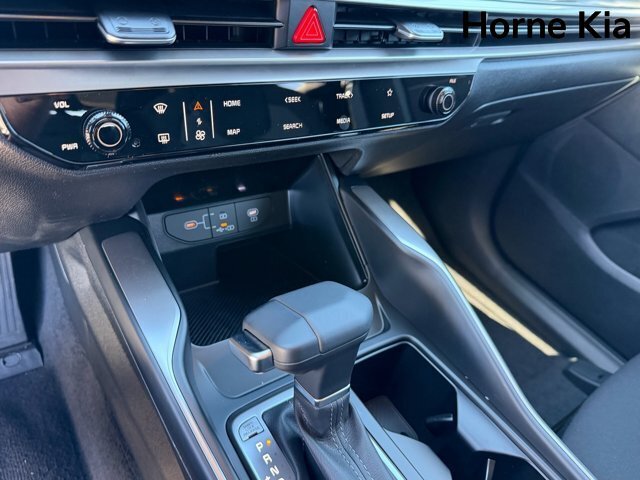 New 2026 Kia Sorento LX FWD image 21