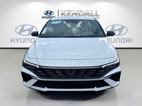 New 2026 Hyundai Elantra SEL Sport image 2