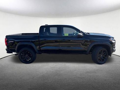 Used 2023 Chevrolet Colorado Trail Boss w/ Advanced Trailering Package AWD/4WD image 14