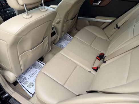 Used 2010 Mercedes-Benz GLK 350 4MATIC image 15