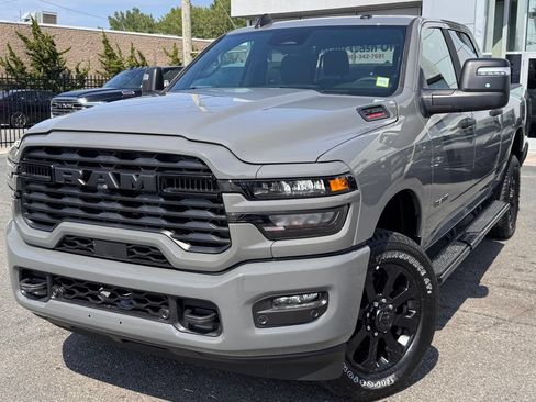 New 2026 RAM 2500 Big Horn AWD/4WD image 3