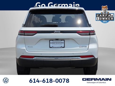 Used 2023 Jeep Grand Cherokee Limited AWD/4WD image 9