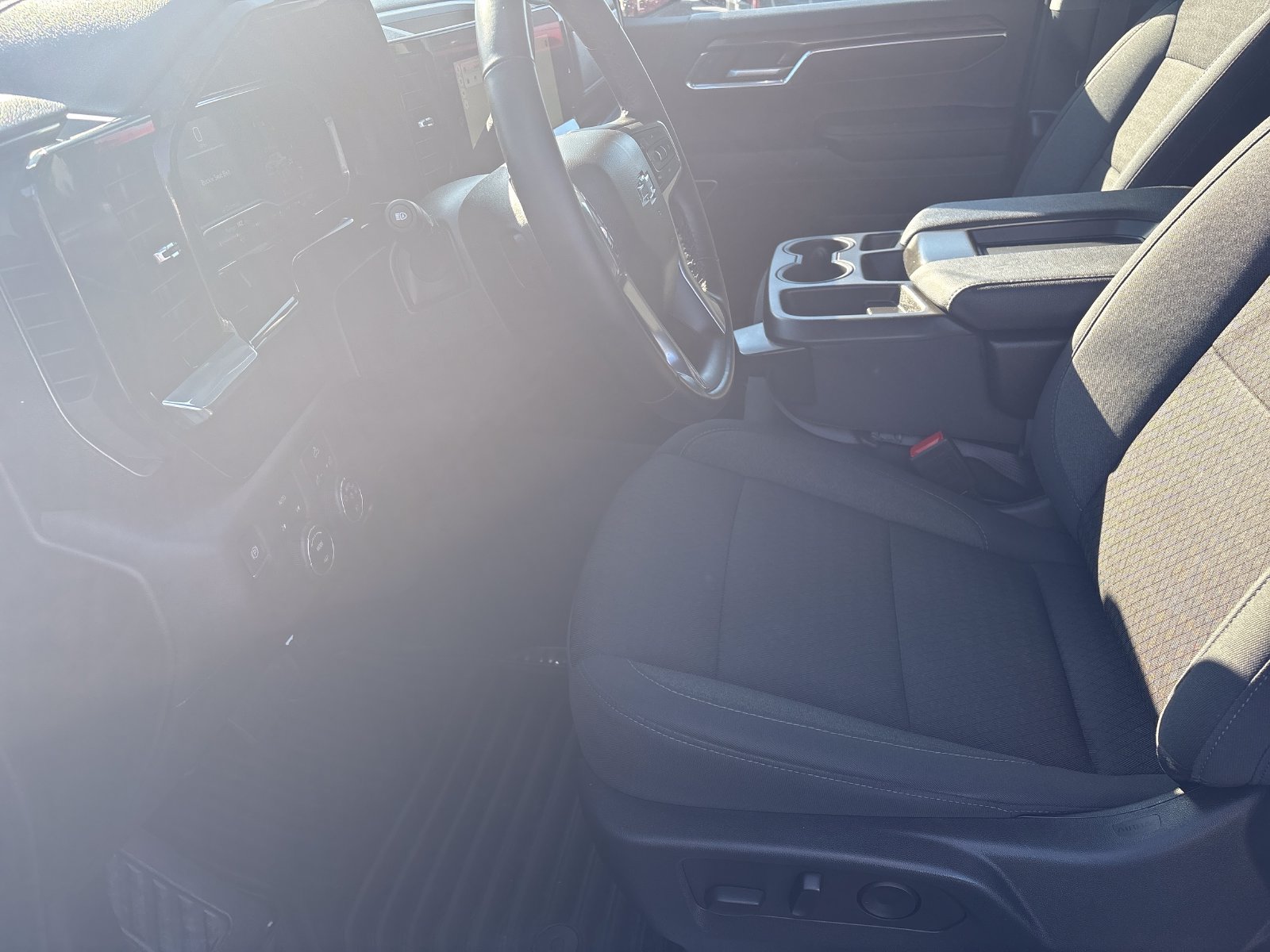 Used 2023 Chevrolet Silverado 1500 RST AWD/4WD image 40