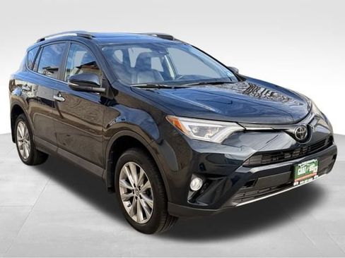 Used 2018 Toyota RAV4 Limited image 3