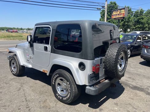Used 2003 Jeep Wrangler X AWD/4WD image 9