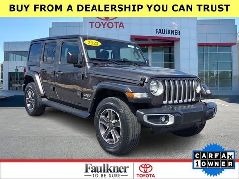 Used 2023 Jeep Wrangler Unlimited Sahara w/ Cold Weather Group AWD/4WD image 1
