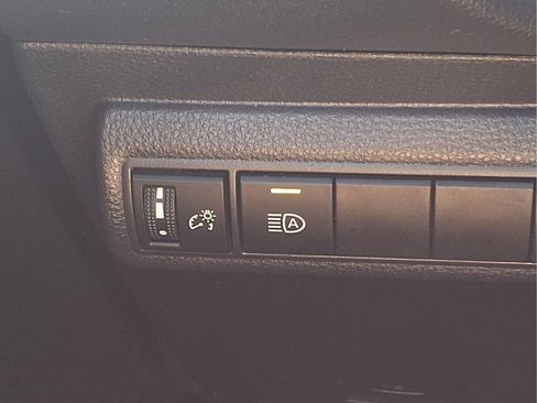 Used 2024 Toyota Corolla LE FWD image 24