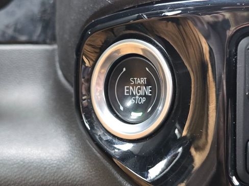 Used 2024 GMC Sierra 1500 SLE w/ X31 Off-Road Package image 35