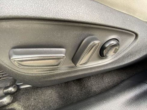 Certified 2022 Toyota RAV4 Limited image 12