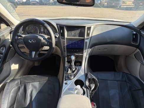 Used 2017 INFINITI Q50 3.0t Premium w/ Cargo Package (L95) image 11