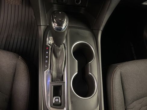 Used 2018 Chevrolet Equinox LT image 15