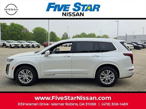 Used 2023 Cadillac XT6 Luxury image 4