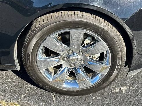 Used 2017 Buick Regal Premium w/ Driver Confidence Package #1 FWD image 34