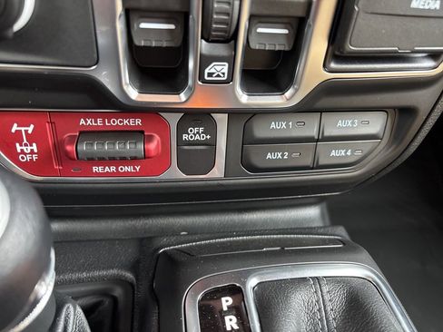 New 2026 Jeep Gladiator Sport image 5