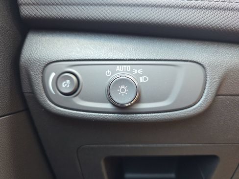New 2026 Chevrolet TrailBlazer LT w/ Convenience Package FWD image 25