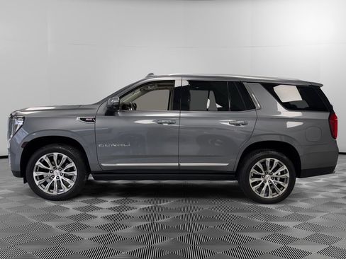 Used 2021 GMC Yukon Denali w/ Denali Premium Package image 5