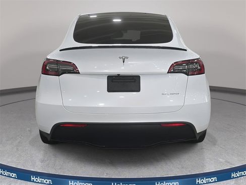 Used 2023 Tesla Model Y Long Range image 5