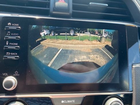 Used 2020 Honda Civic Sport image 28