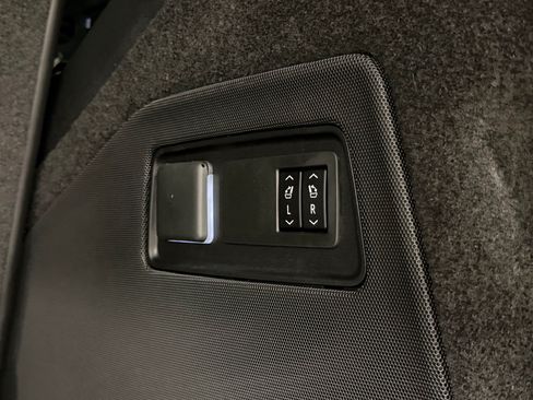 New 2026 Cadillac Escalade Platinum Sport AWD/4WD image 28