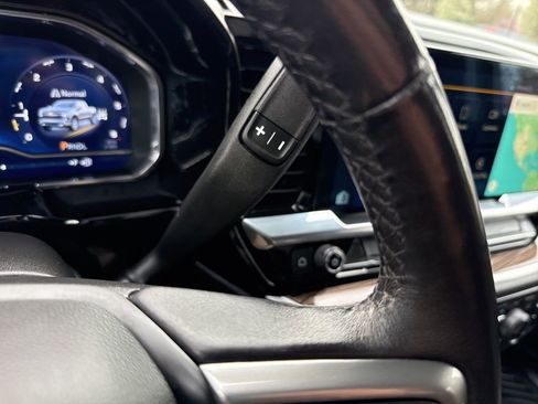 Used 2022 Chevrolet Silverado 1500 LT image 35