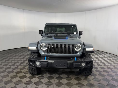 Used 2024 Jeep Wrangler Unlimited Rubicon 4xe AWD/4WD image 3
