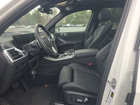 Used 2026 BMW X5 sDrive40i image 28