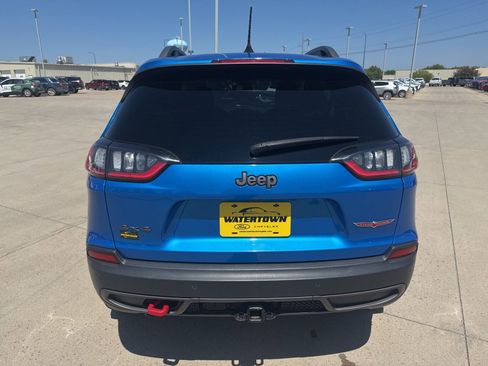 Used 2021 Jeep Cherokee Trailhawk w/ Trailer Tow Group AWD/4WD image 6