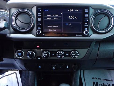 Used 2020 Toyota Tacoma TRD Off-Road image 15