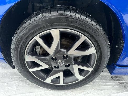 Used 2017 Nissan Versa Note SR FWD image 30