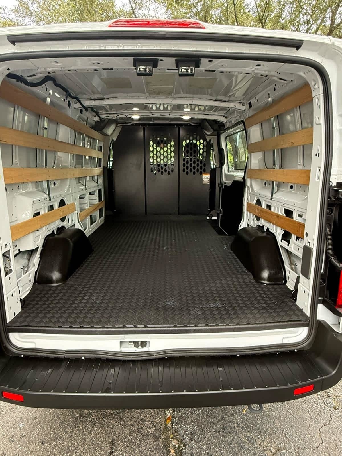Used 2025 Ford Transit 250 Low Roof w/ Exterior Upgrade Package RWD image 11