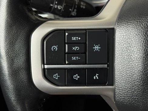 Used 2024 Ford Expedition XLT AWD/4WD image 32