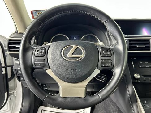 Used 2017 Lexus IS 300 AWD image 27